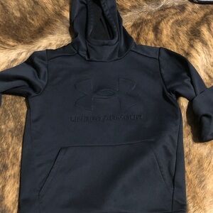 Under Armour Sweatshirt in YL